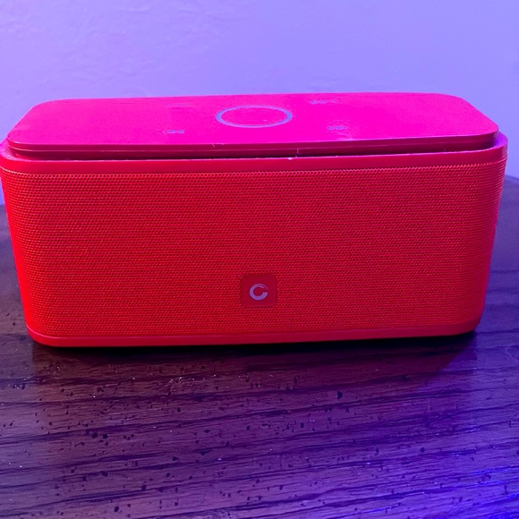DOSS soundbox ! Wireless Bluetooth speaker. - Picture 1 of 4